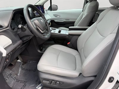 2025 Toyota Sienna XLE 7 Passenger