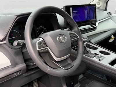 2025 Toyota Sienna XLE 7 Passenger