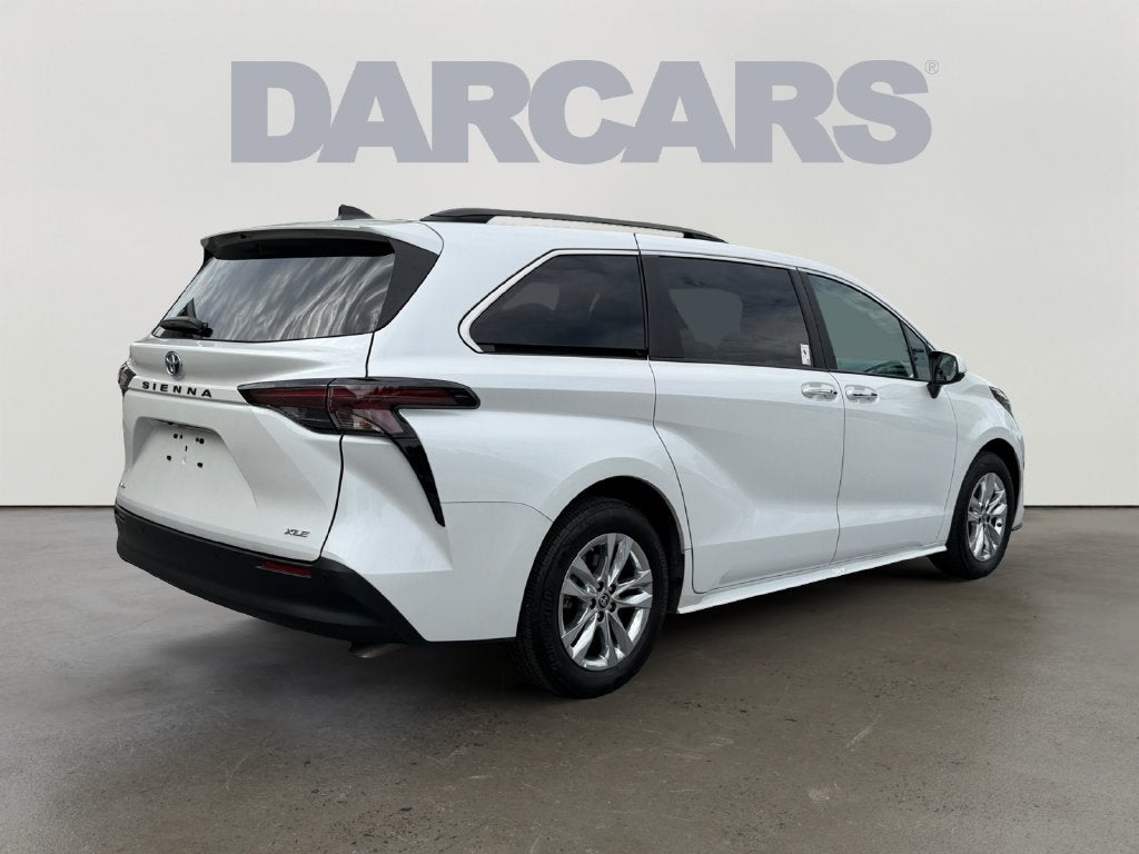 2025 Toyota Sienna XLE 7 Passenger