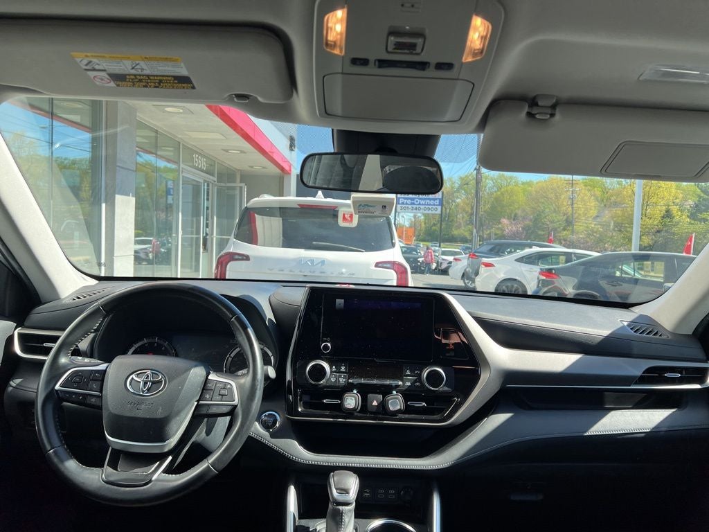 2023 Toyota Highlander LE