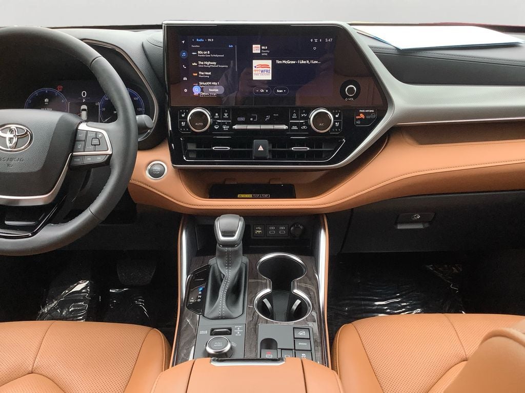 2026 Toyota Highlander Platinum