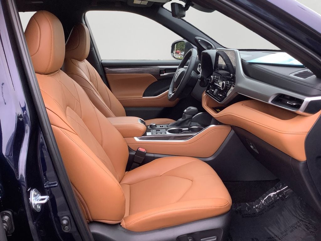 2026 Toyota Highlander Platinum