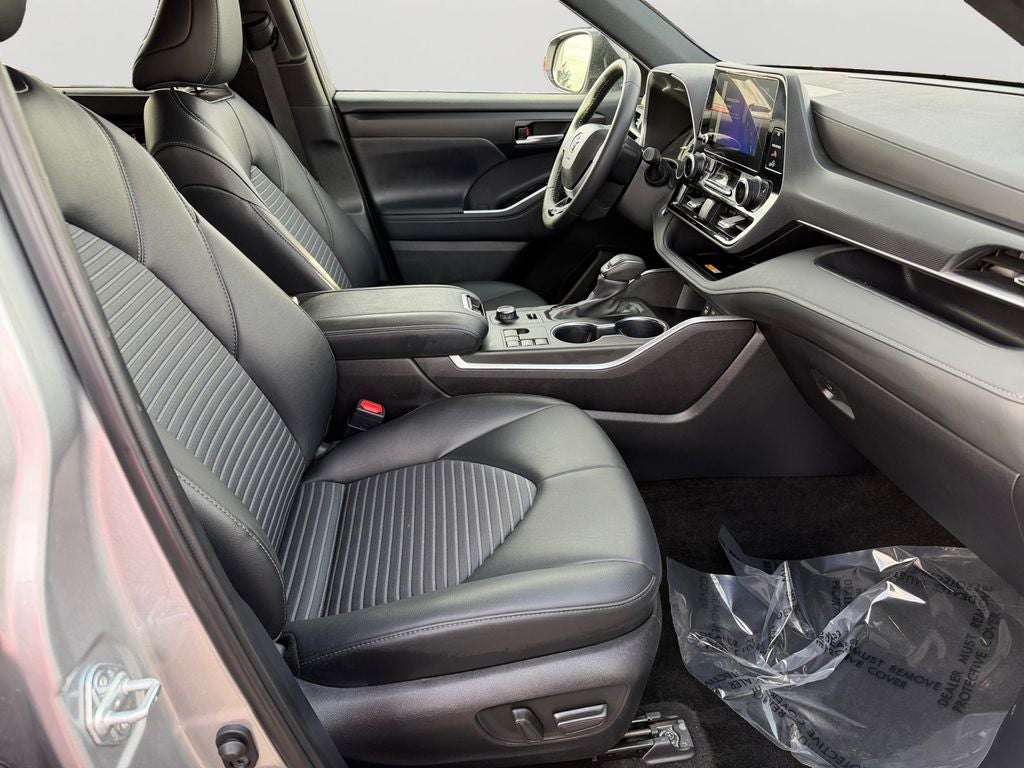 2024 Toyota Highlander XSE