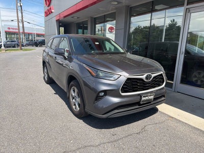 2025 Toyota Highlander LE