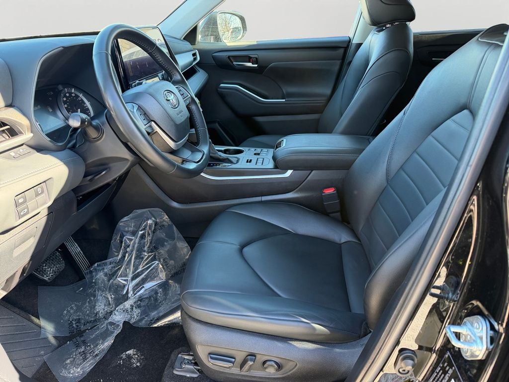 2024 Toyota Highlander XLE