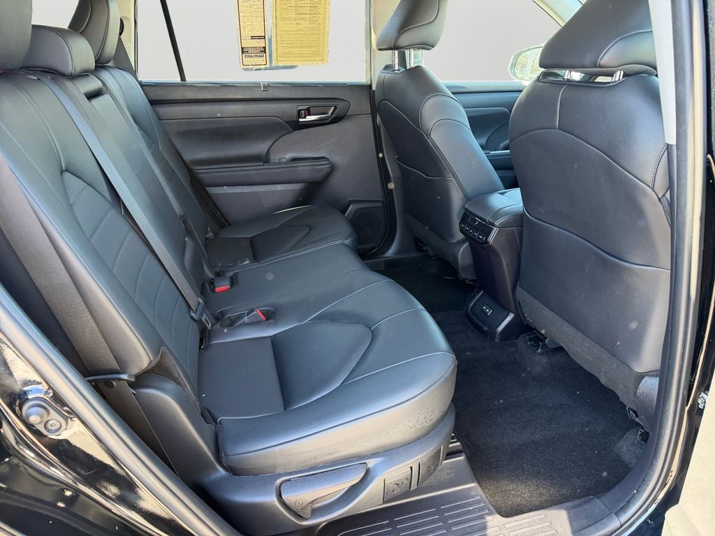 2024 Toyota Highlander XLE