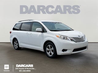 2015 Toyota Sienna LE 8 Passenger