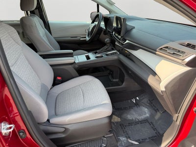 2025 Toyota Sienna LE 8 Passenger