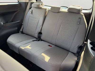 2025 Toyota Sienna LE 8 Passenger
