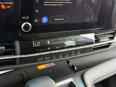 2025 Toyota Sienna LE 8 Passenger