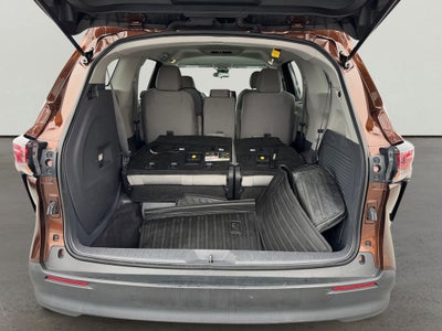 2024 Toyota Sienna LE 8 Passenger