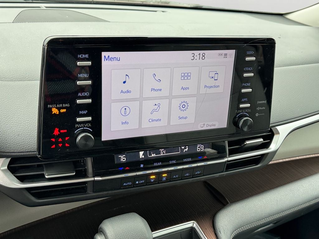 2024 Toyota Sienna LE 8 Passenger