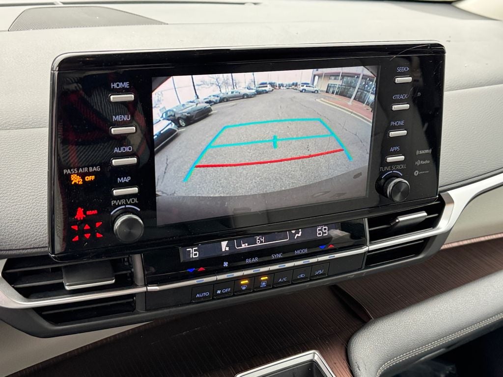 2024 Toyota Sienna LE 8 Passenger