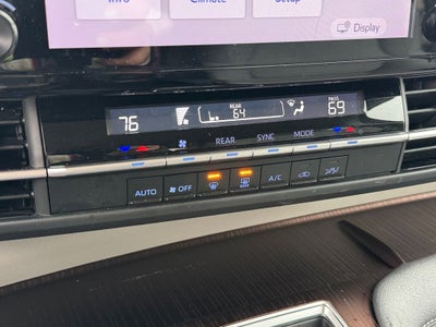 2024 Toyota Sienna LE 8 Passenger