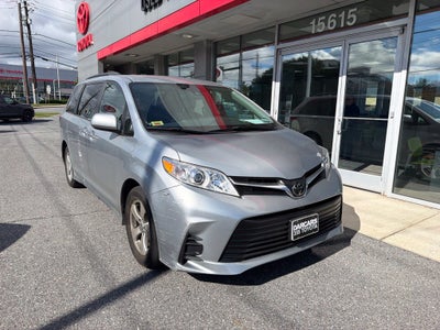 2020 Toyota Sienna LE 8 Passenger