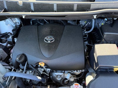 2020 Toyota Sienna LE 7 Passenger