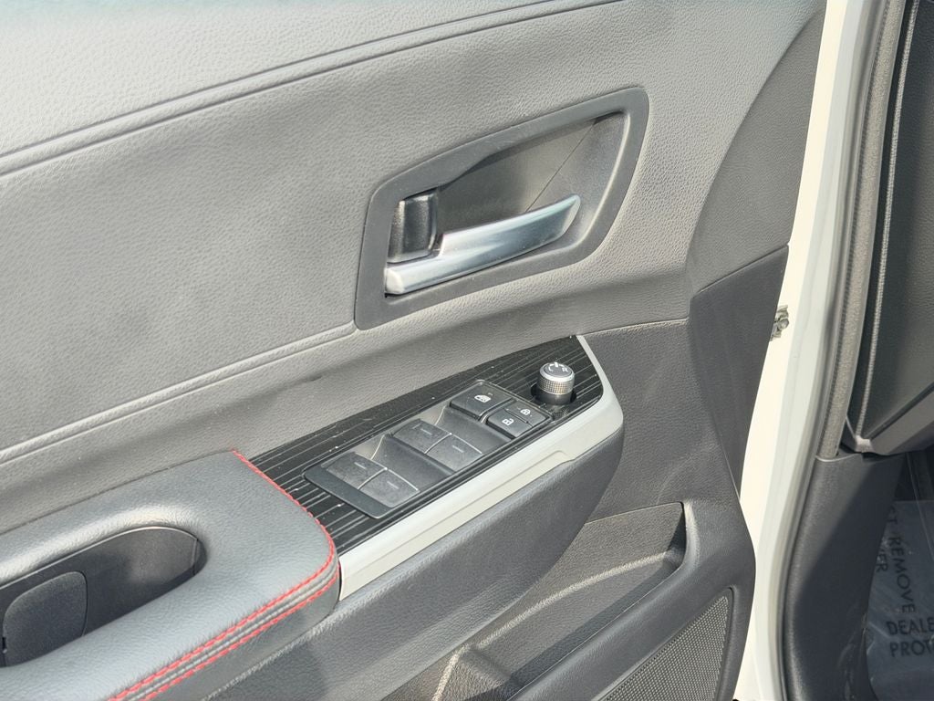 2025 Toyota Sienna XSE 7 Passenger