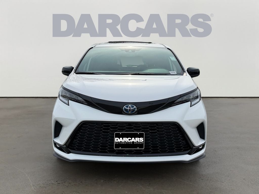 2025 Toyota Sienna XSE 7 Passenger