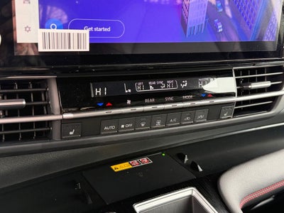 2025 Toyota Sienna XSE 7 Passenger