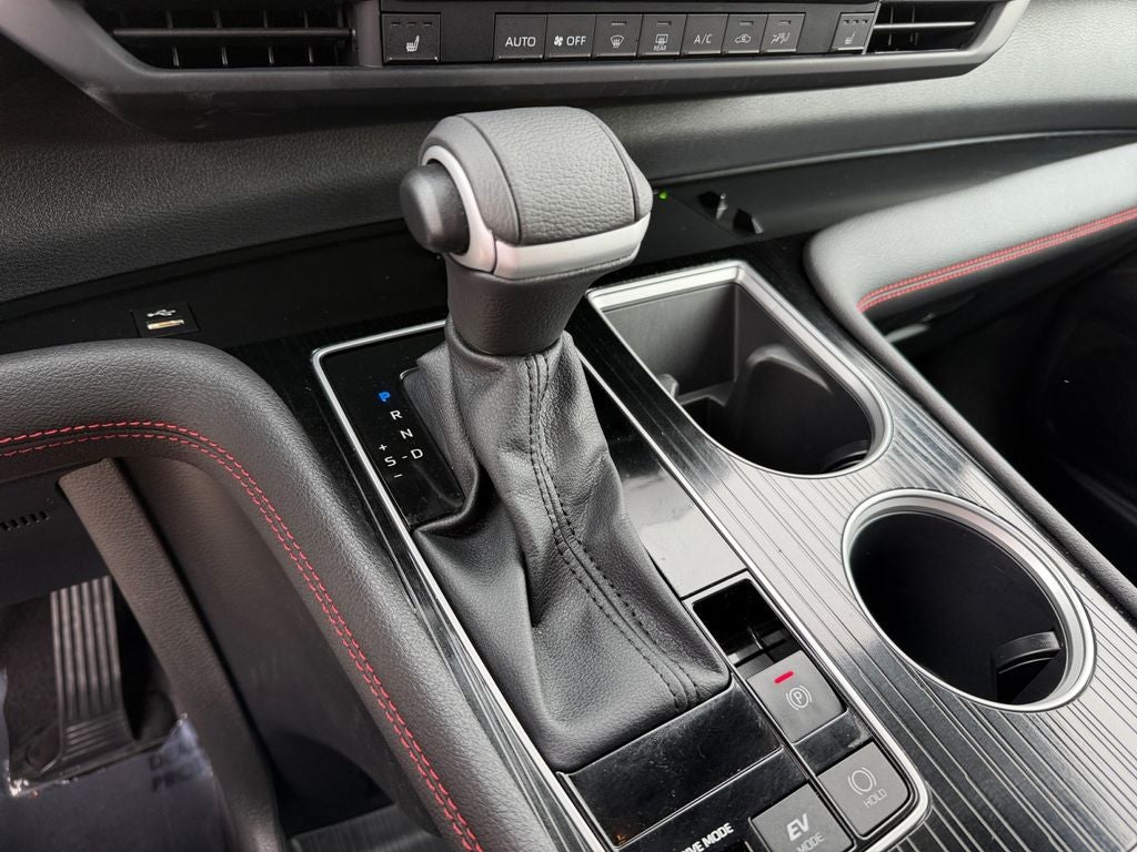 2025 Toyota Sienna XSE 7 Passenger