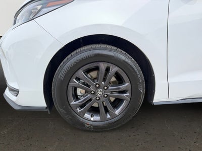 2025 Toyota Sienna XSE 7 Passenger
