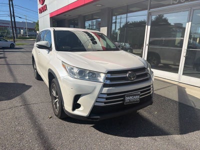 2018 Toyota Highlander LE