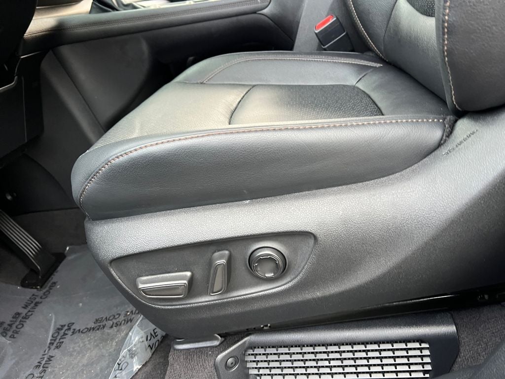 2025 Toyota Sienna Limited 7 Passenger