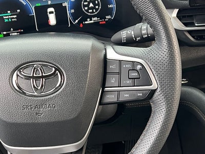 2025 Toyota Sienna Limited 7 Passenger