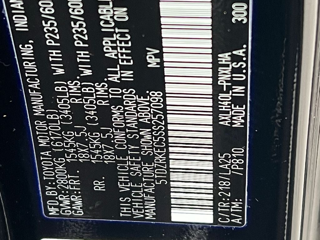 2025 Toyota Sienna Limited 7 Passenger