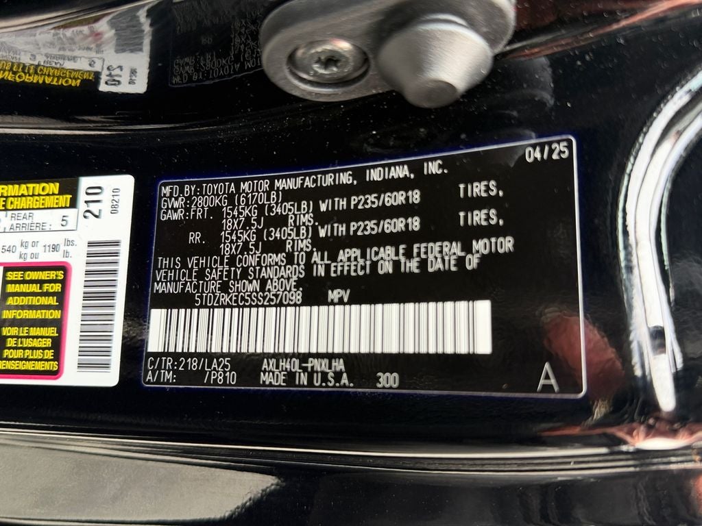 2025 Toyota Sienna Limited 7 Passenger