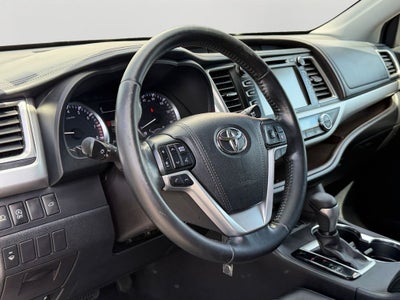2017 Toyota Highlander LE Plus