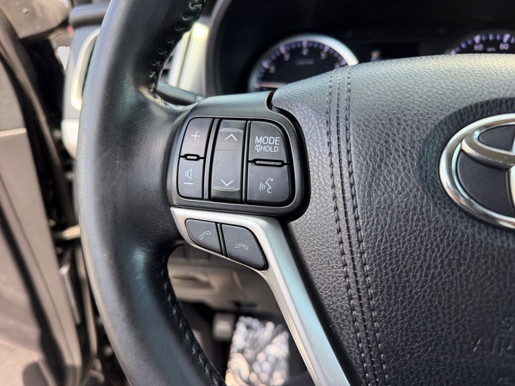 2017 Toyota Highlander LE Plus