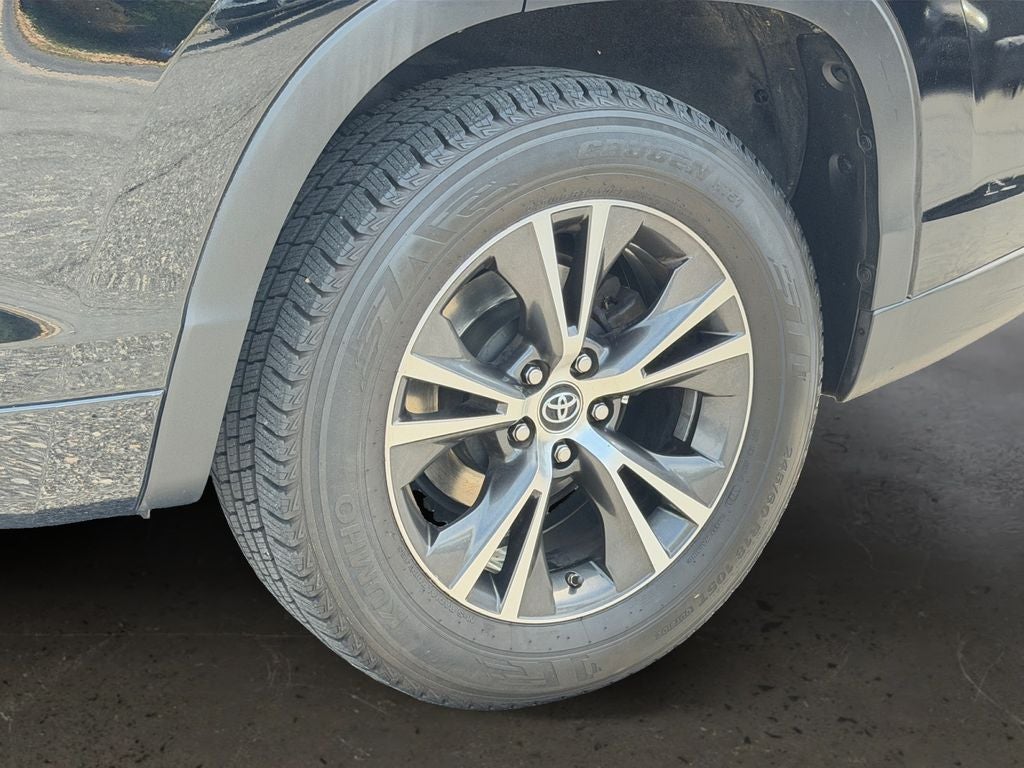 2017 Toyota Highlander LE Plus