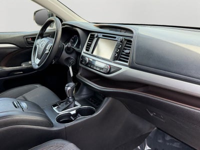 2017 Toyota Highlander LE Plus