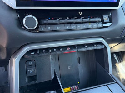 2025 Toyota Tundra Platinum