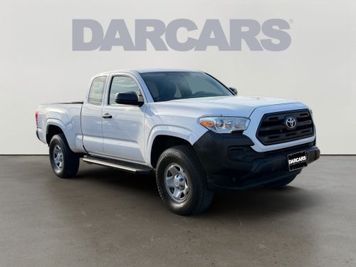 2017 Toyota Tacoma SR