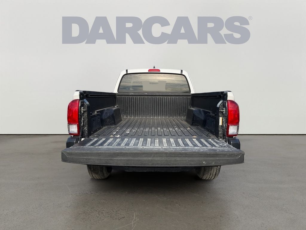 2017 Toyota Tacoma SR