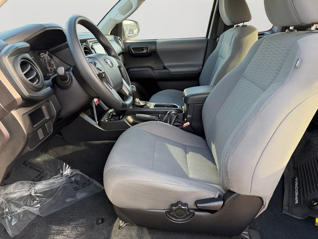 2017 Toyota Tacoma SR