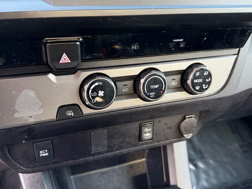 2017 Toyota Tacoma SR