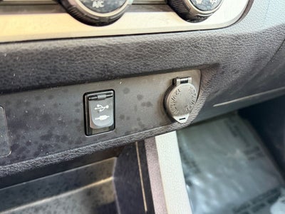 2017 Toyota Tacoma SR