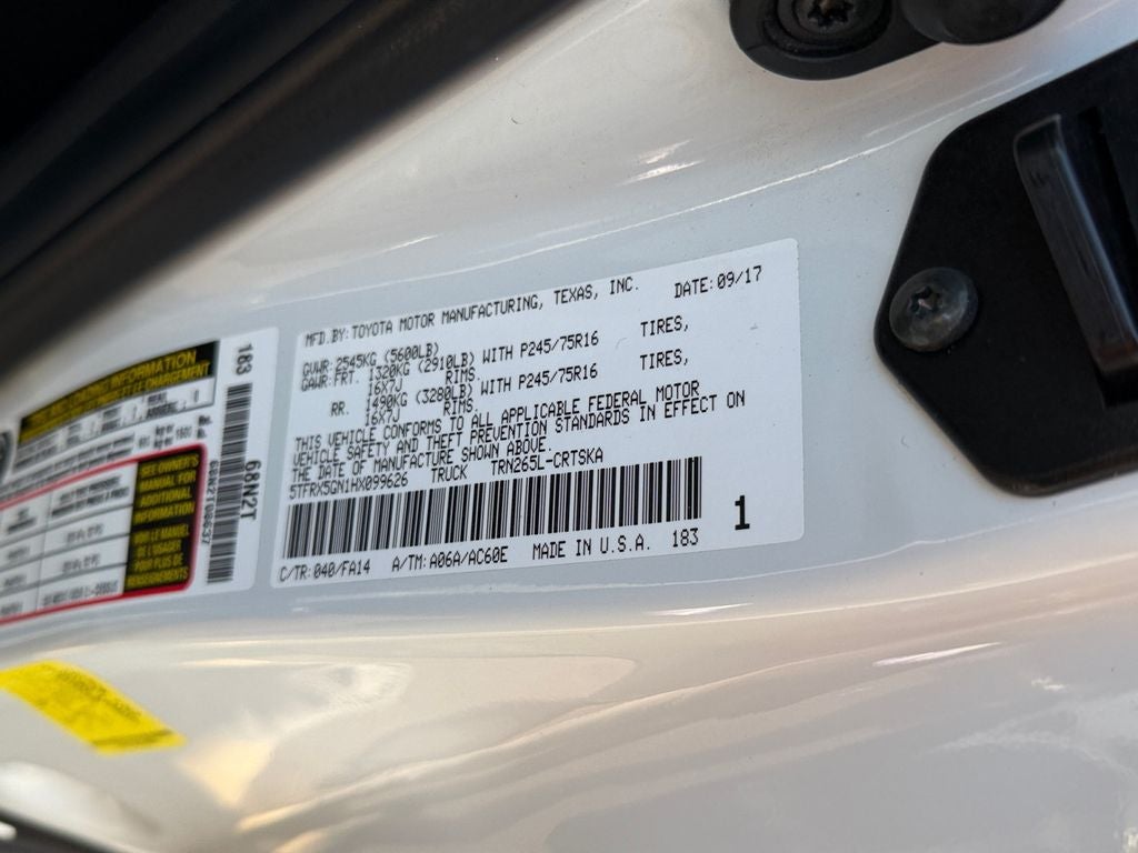 2017 Toyota Tacoma SR