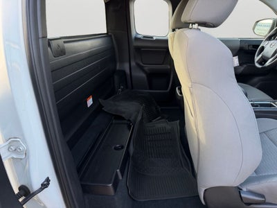 2017 Toyota Tacoma SR