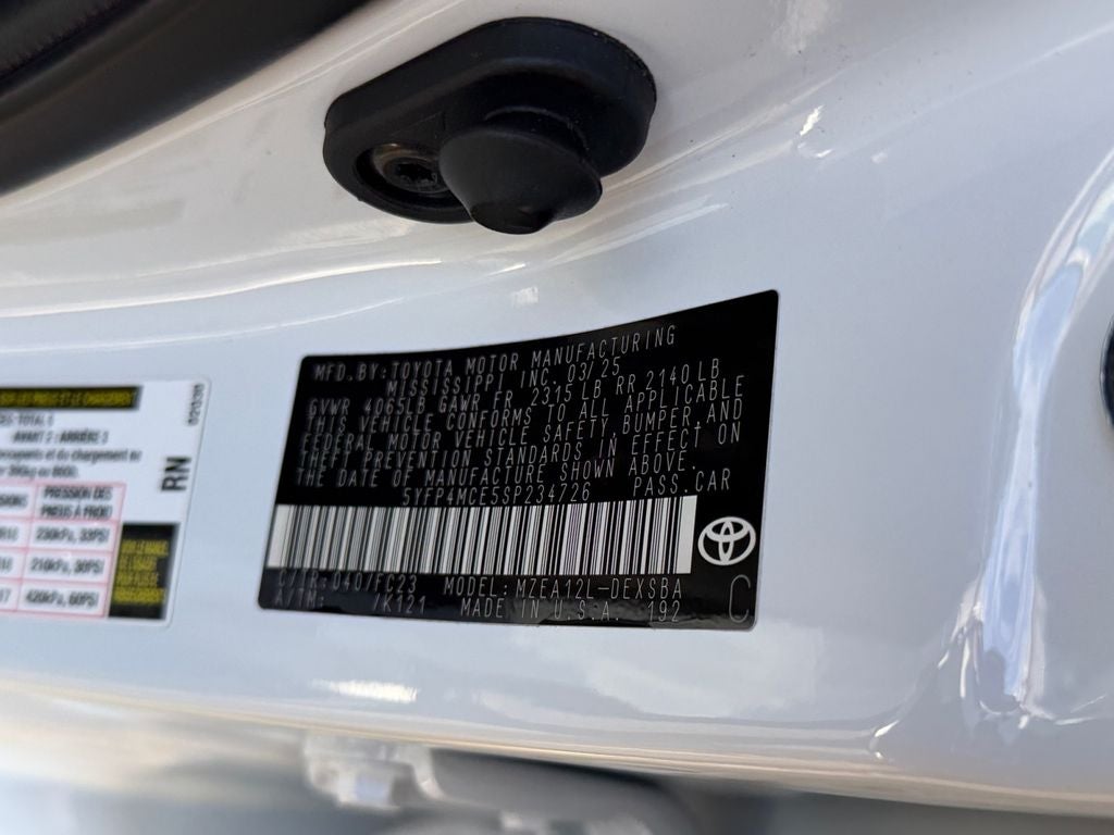 2025 Toyota Corolla SE