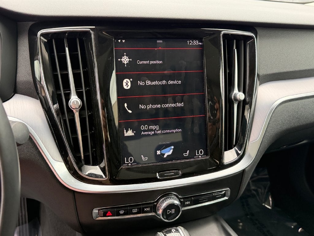 2020 Volvo S60 T6 Momentum