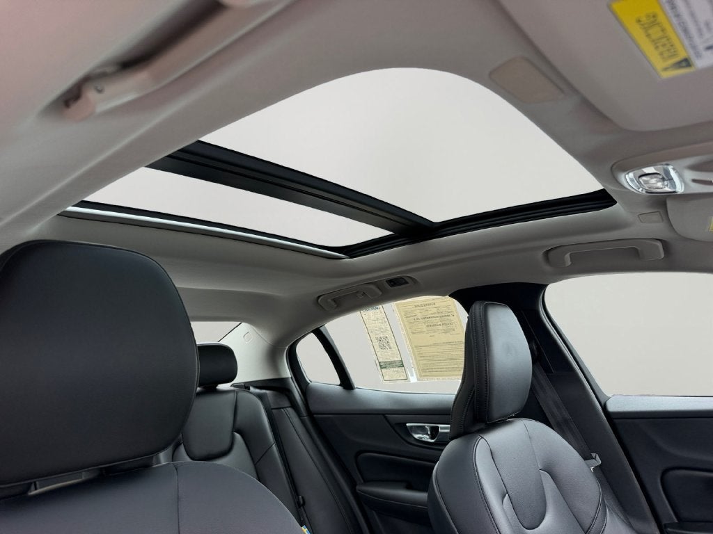2020 Volvo S60 T6 Momentum