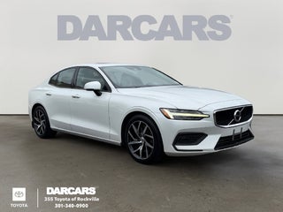 2020 Volvo S60 T6 Momentum