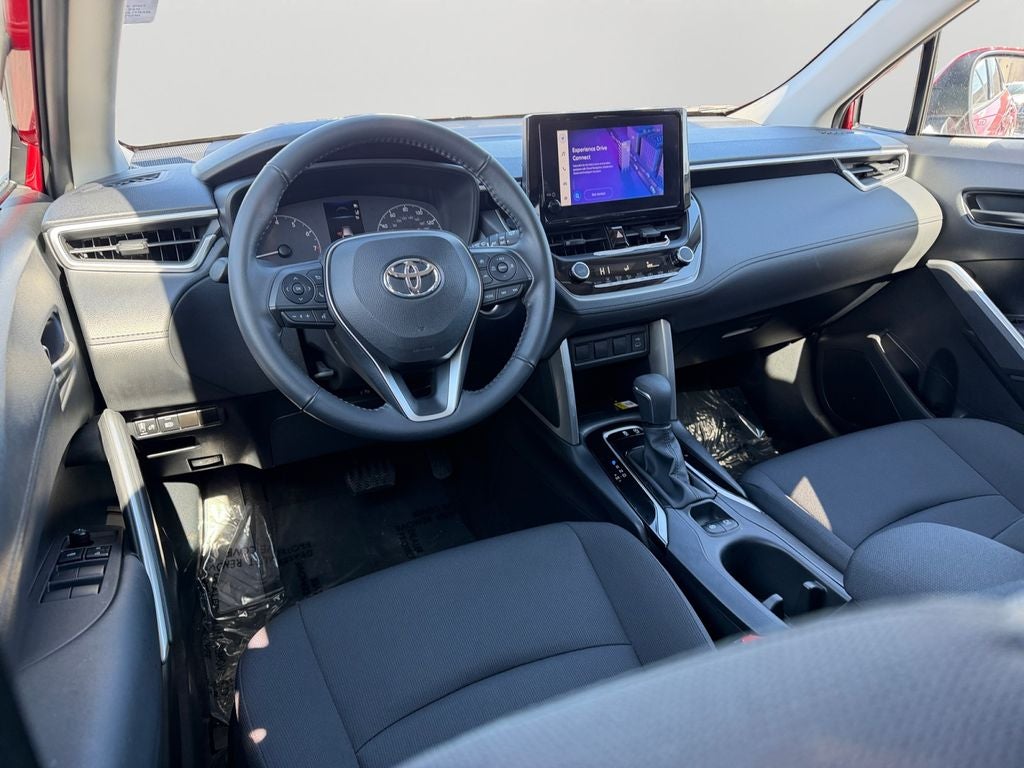 2023 Toyota Corolla Cross LE Moonroof