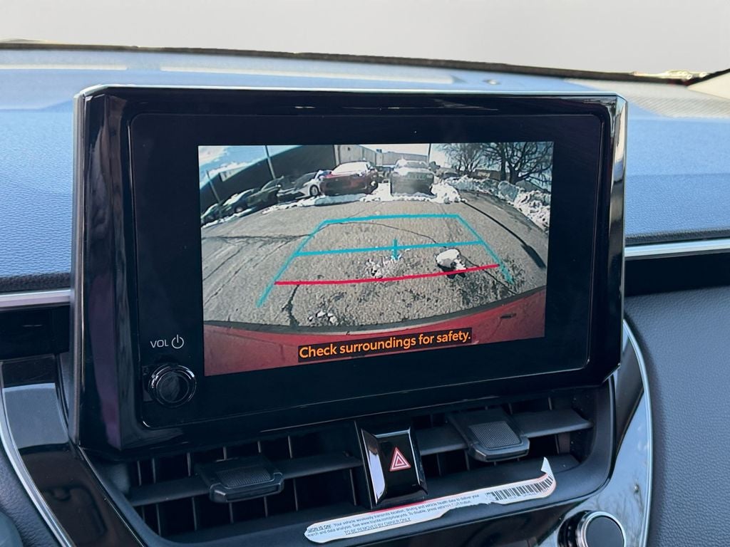 2023 Toyota Corolla Cross LE Moonroof