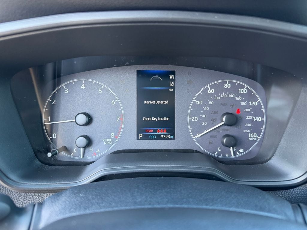 2023 Toyota Corolla Cross LE Moonroof