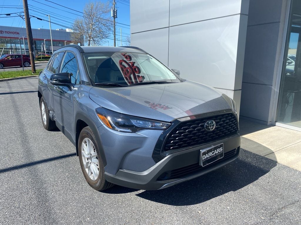 2025 Toyota Corolla Cross LE